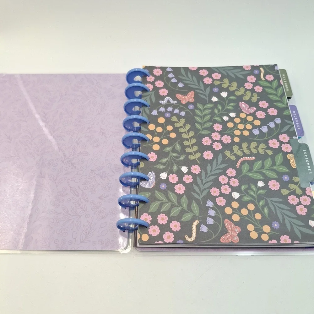 Happy Planner Classic 2026 Paper Raven Co‎ 7x9.25 in. Disc Bound Weekly Monthly